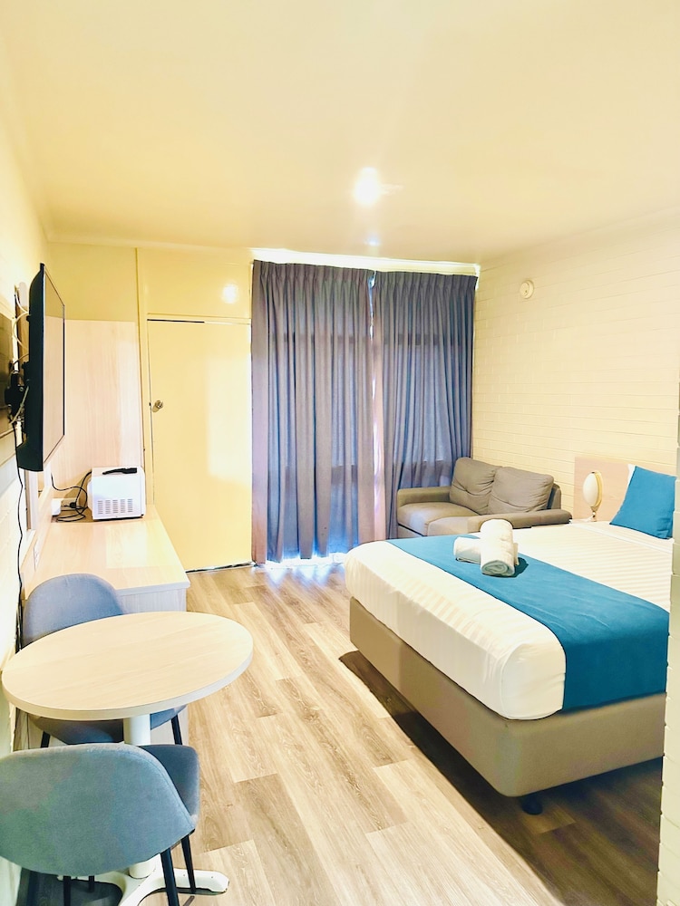 Junee Motor Inn - carbon neutral hotel in Junee
