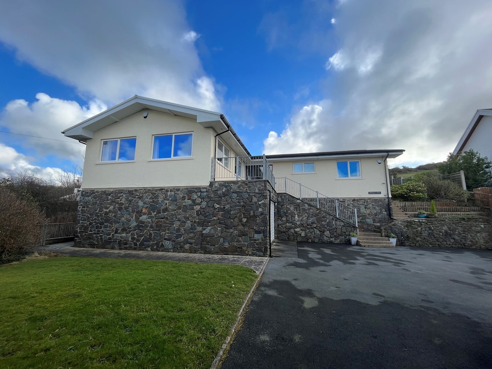 Aelwyd Y Don in Cardigan, United Kingdom