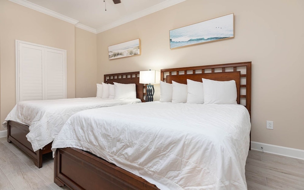 Phoenix Gulf Towers 2201 4 Bedroom Condo - photo 7