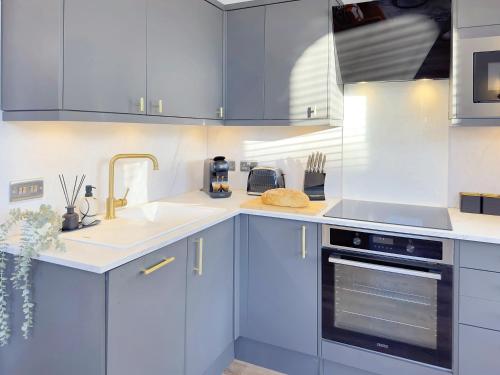 Harrogate House Apt 4 Cheltenham Parade Loft
