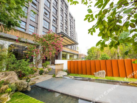 Nianlu Hotel in Leshan, People's Republic of China