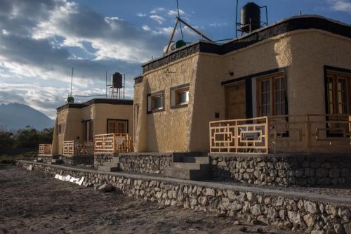 Sama Pangong in Unknown City, India