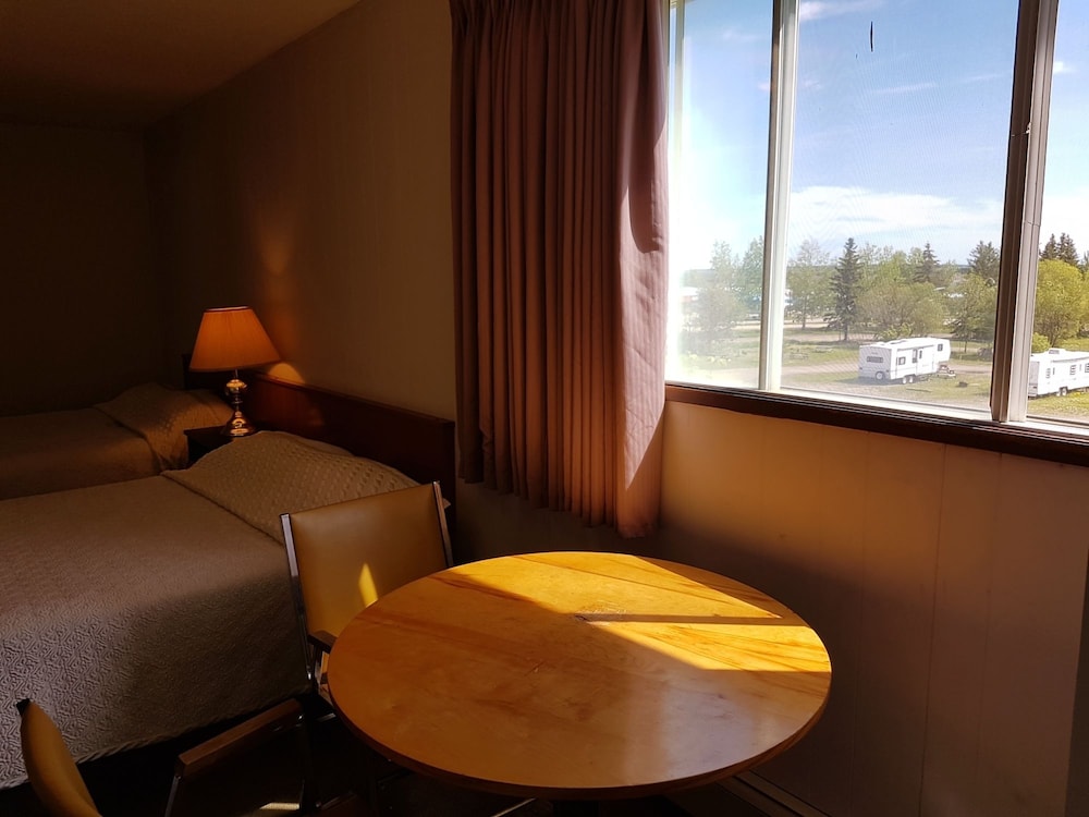 Elk Point Motel & RV Park — Elk Point — photo 4