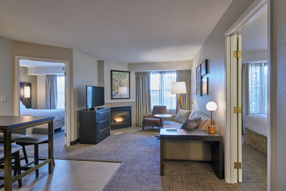 Residence Inn by Marriott Detroit Novi - photo 18