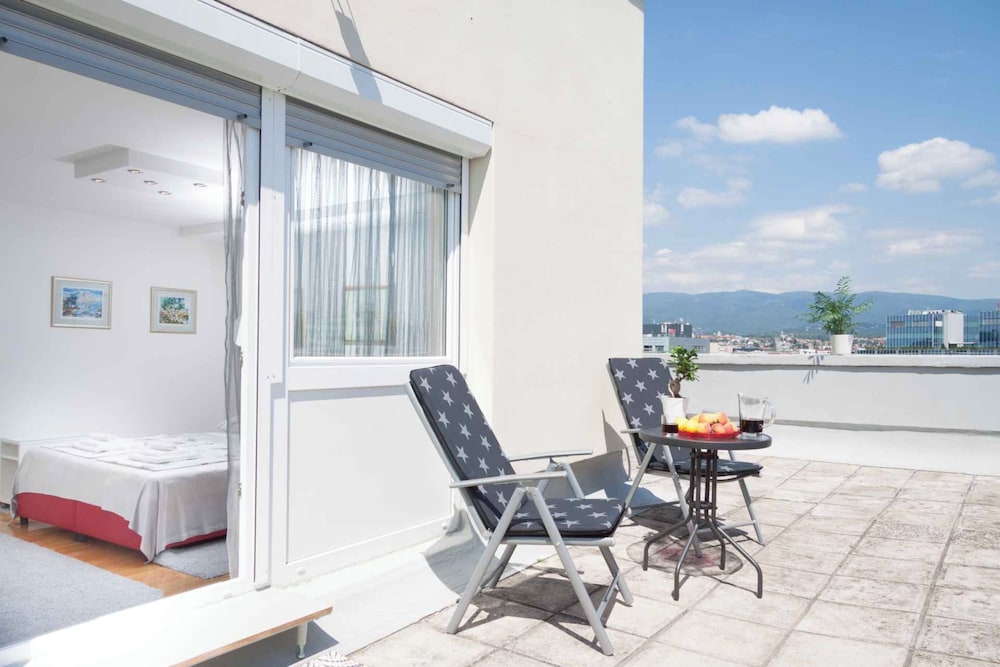 Amanda Apartment Zagreb — 4-Star Luxury Hotel in Zagreb, Croatia