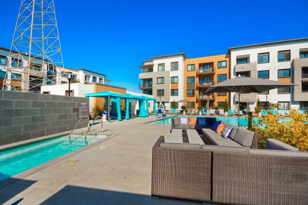 Global Luxury Suites in Menlo Park - photo 39