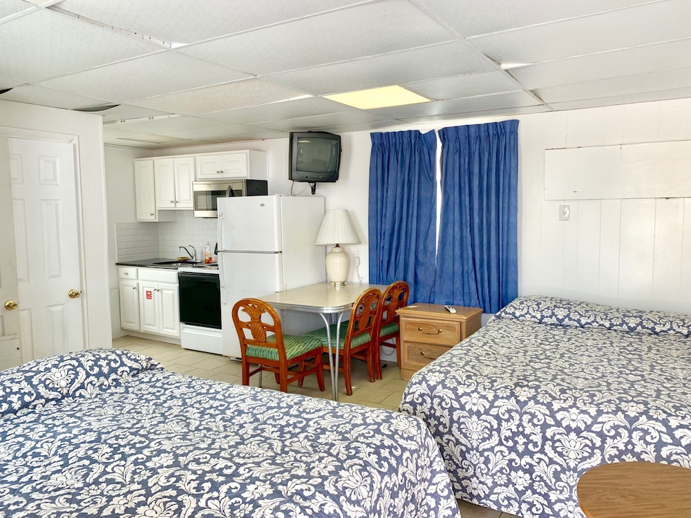 White Caps Motel - photo 16