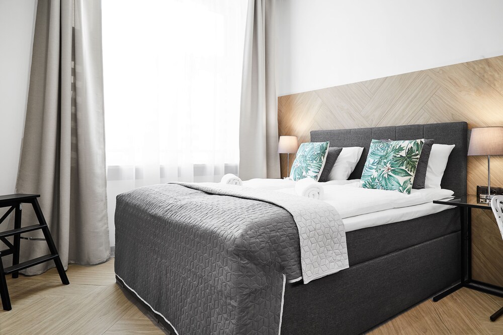 Compact Studios Słowackiego Avenue — 4-Star Luxury Hotel in Krakow, Poland