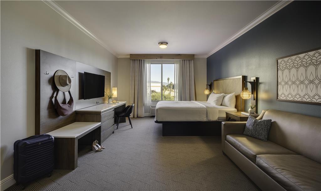 Ayres Hotel Chino Hills Ontario - photo 5
