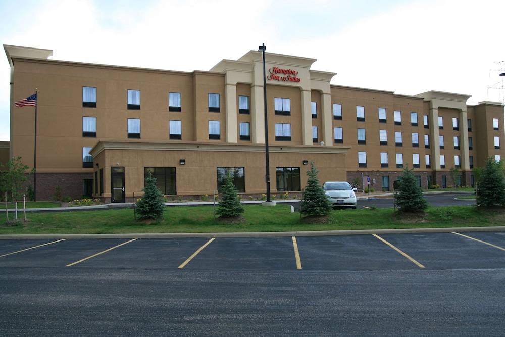 Hampton Inn & Suites Cleveland Mentor - photo 37