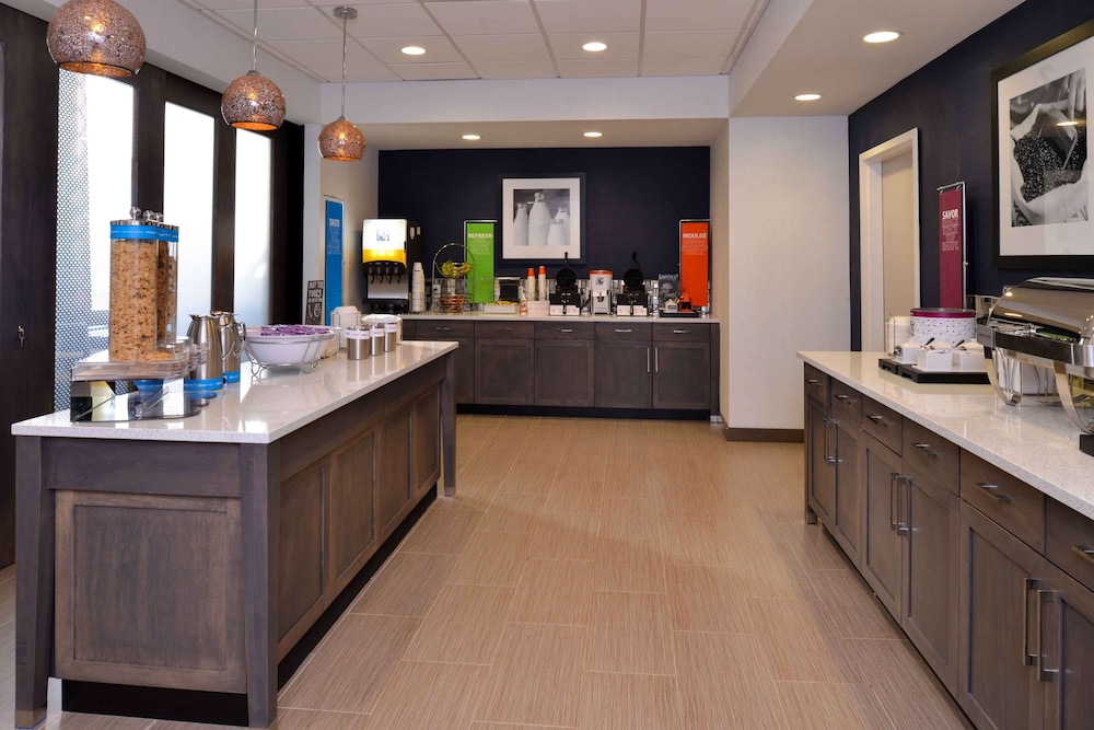 Hampton Inn & Suites Albany East Greenbush - photo 25