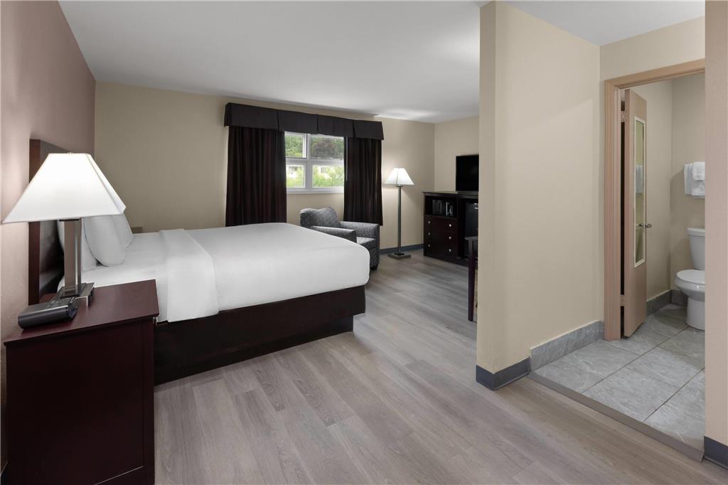 Baymont by Wyndham Iron Mountain - photo 19
