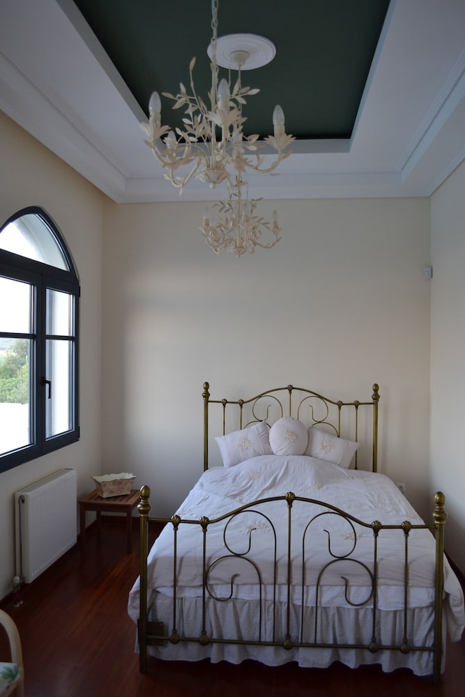 Mikamas Villa — Mytilene — photo 3
