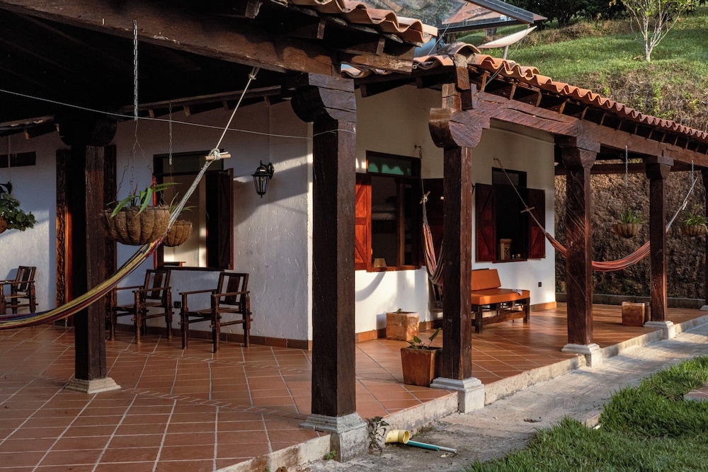 Hotel Cacaobetulia - carbon neutral hotel in Maceo