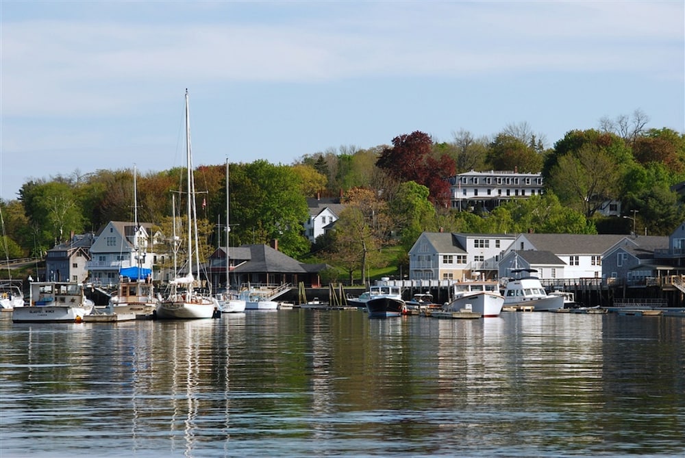 Camden Harbour Inn - photo 43