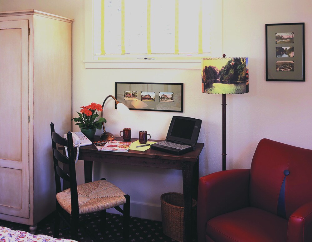 Sonoma Creek Inn - photo 22