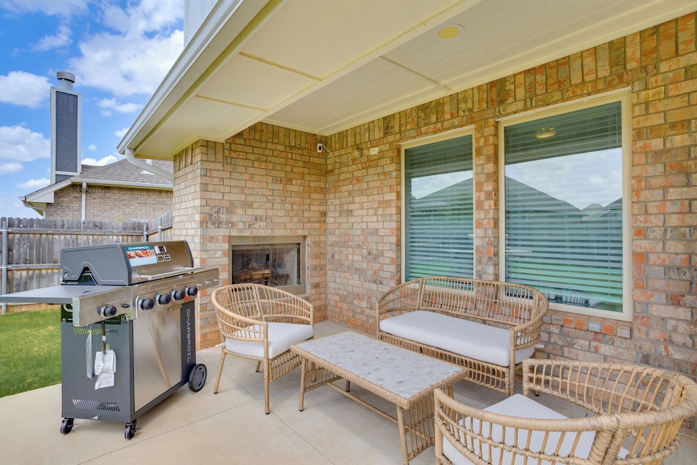 14 Mi to Dtwn Okc: Quiet Yukon Gem in Yukon, United States