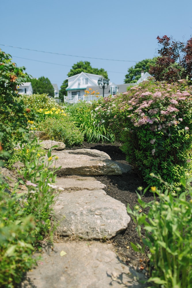 Greenleaf Inn - photo 83