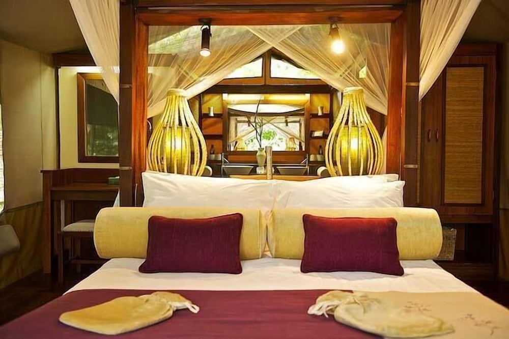Mara Intrepids Tented Camp — 4-Star Luxury Hotel in Narok, Kenya