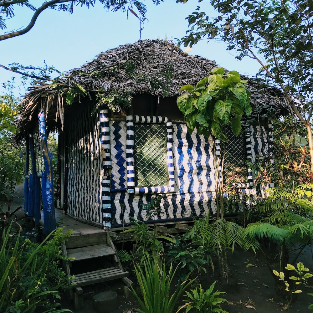 Quarumanu Area — hotel near Whitegrass Airport