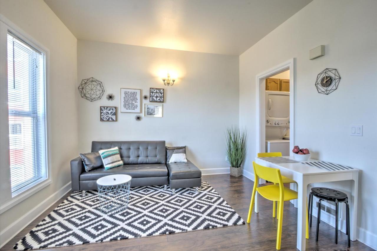 Bright 1 BR in the heart of Capitol Hill APT C — 4-Star Luxury Hotel in Seattle, United States