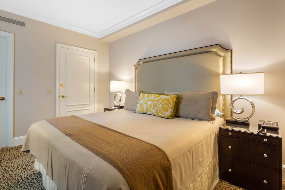 Omni Berkshire Place - photo 95