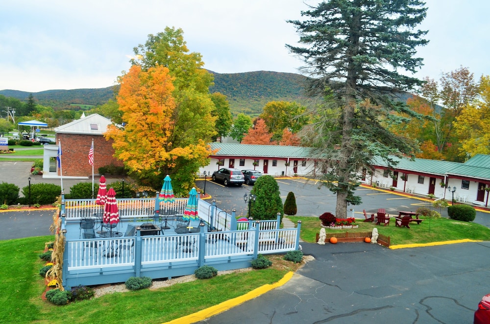 Williamstown Motel - photo 40