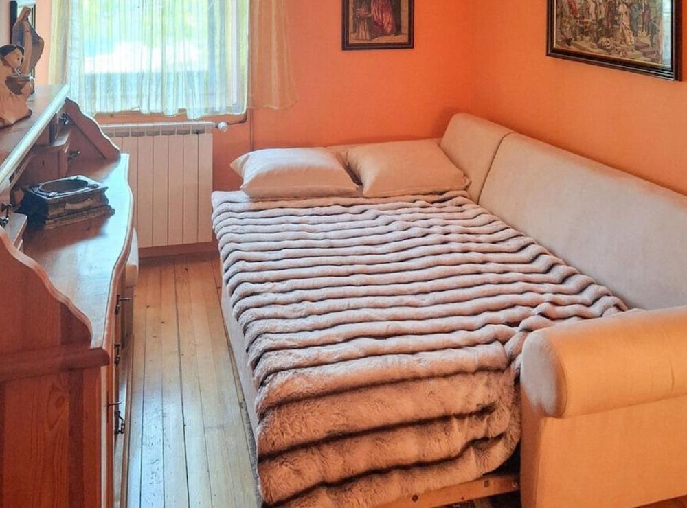 Three Bedroom Holiday Home In Trbounje — Drnis — photo 3