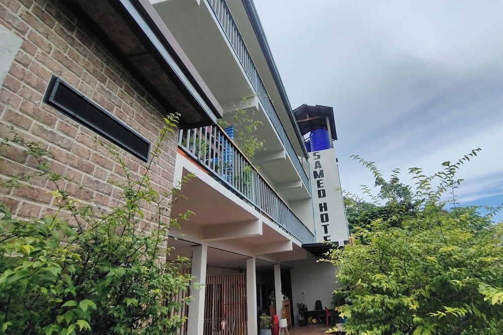 Samed Hotel - carbon neutral hotel in Rayong
