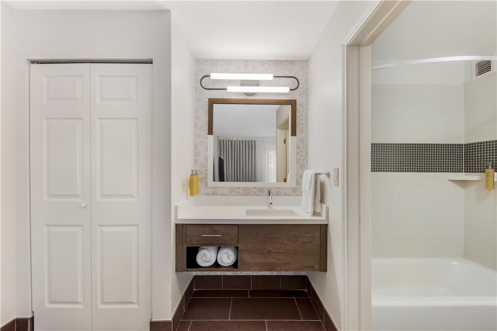 Sonesta ES Suites Austin The Domain Area - photo 8