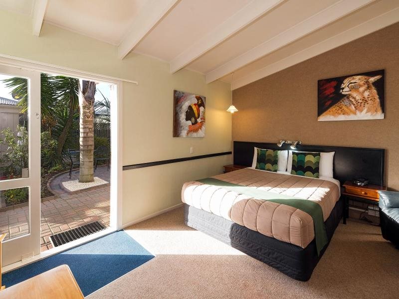 Malfroy Motor Lodge Rotorua — 4-Star Luxury Hotel in Rotorua, New Zealand