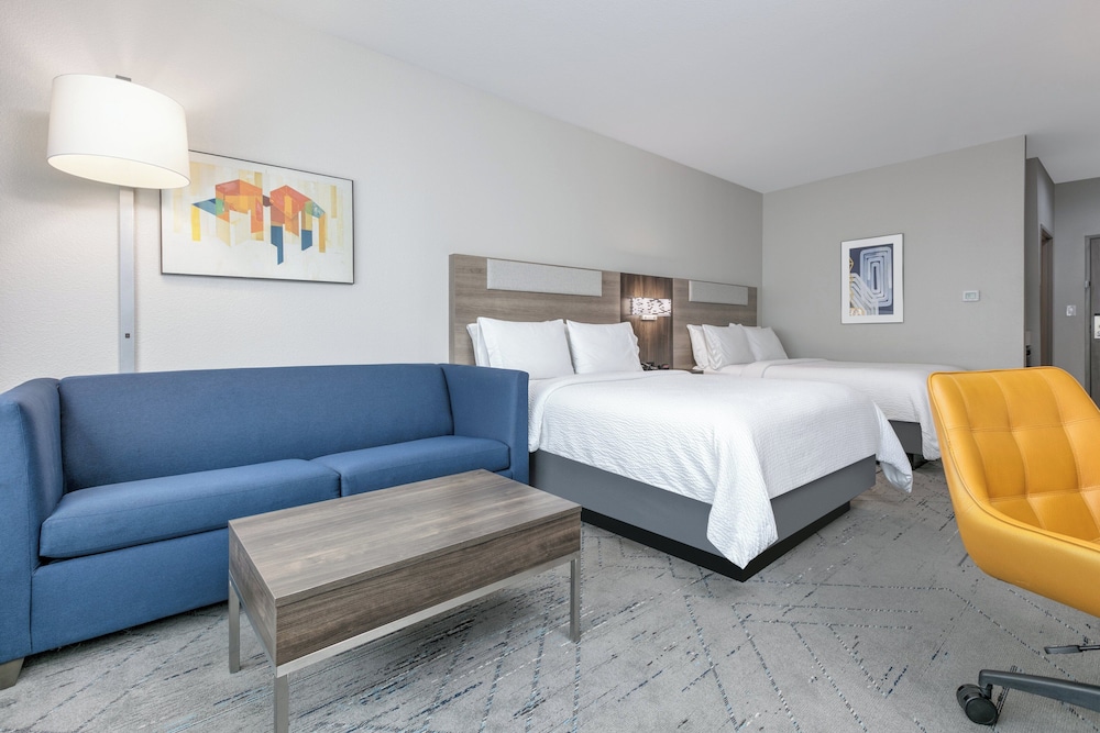 Holiday Inn Express & Suites Dallas Plano North by IHG - photo 17