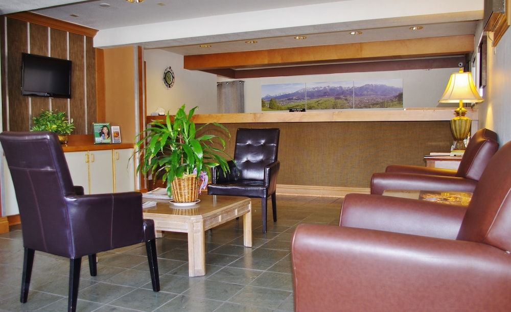 Caravan Inn - photo 18