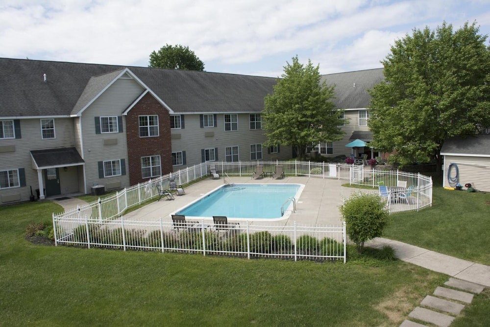 Cresthill Suites Syracuse - photo 26