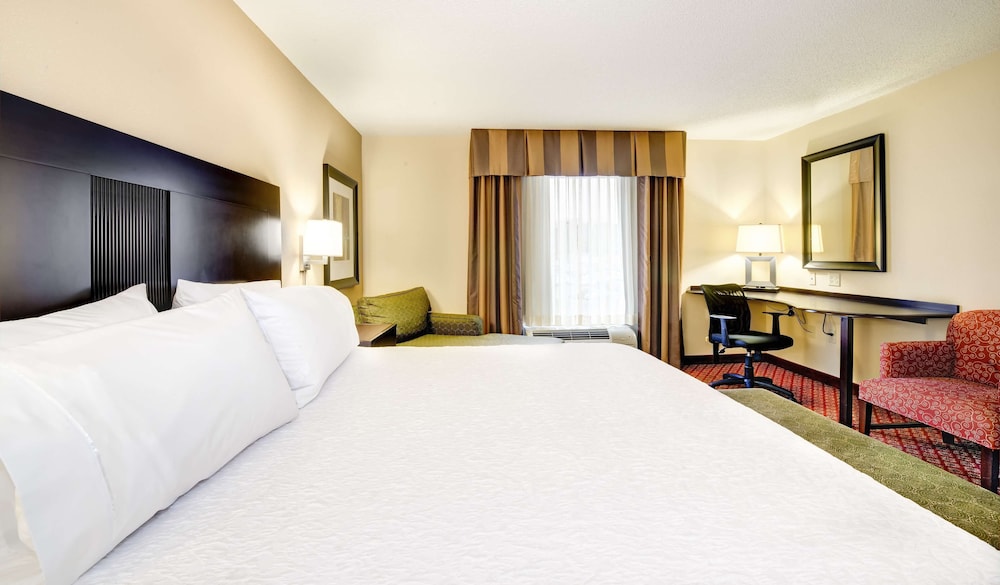 Hampton Inn Suites Scottsboro - photo 13