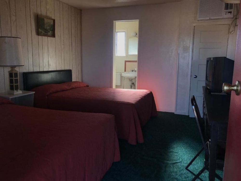 66 Motel - photo 5
