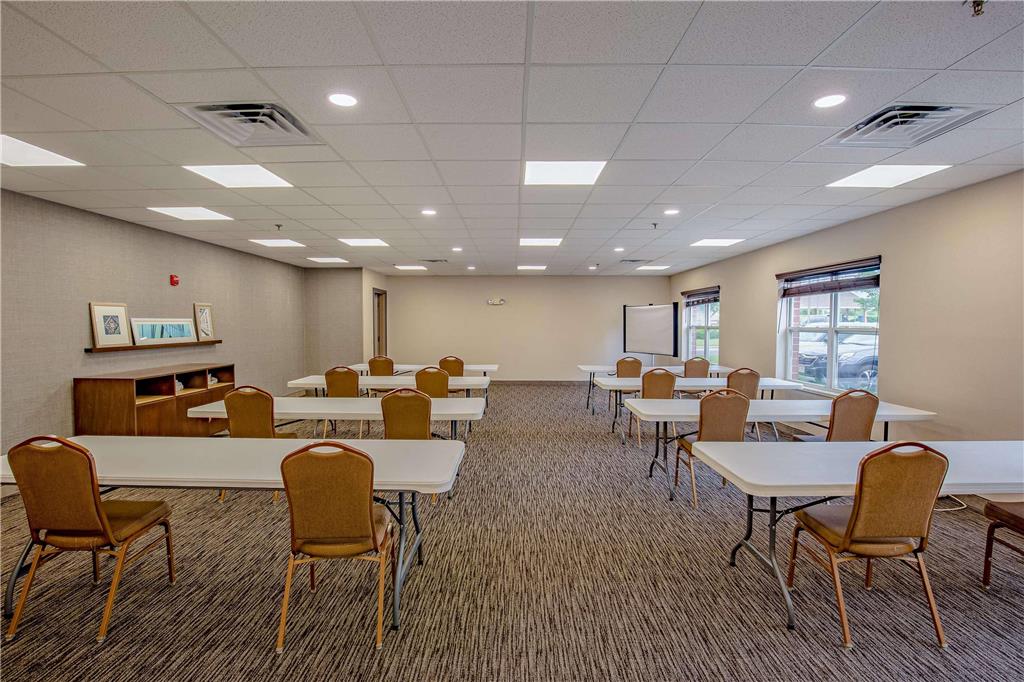 Country Inn & Suites by Radisson Crystal Lake IL - photo 15
