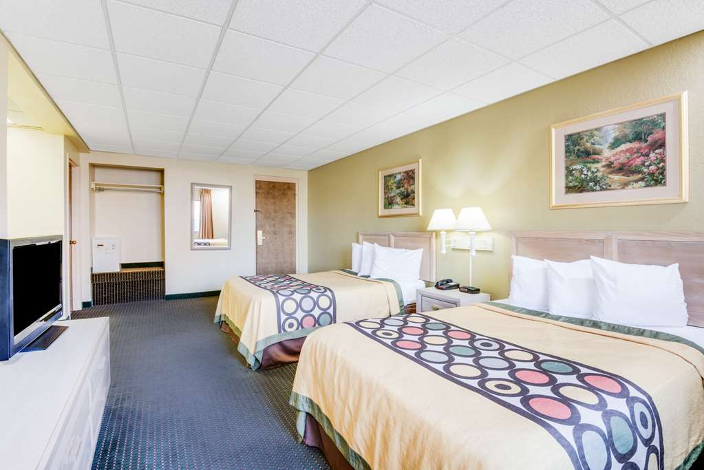 Super 8 by Wyndham Port Clinton - photo 9