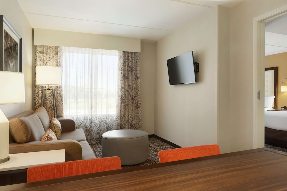 Embassy Suites Oklahoma City Downtown Medical Center - photo 9
