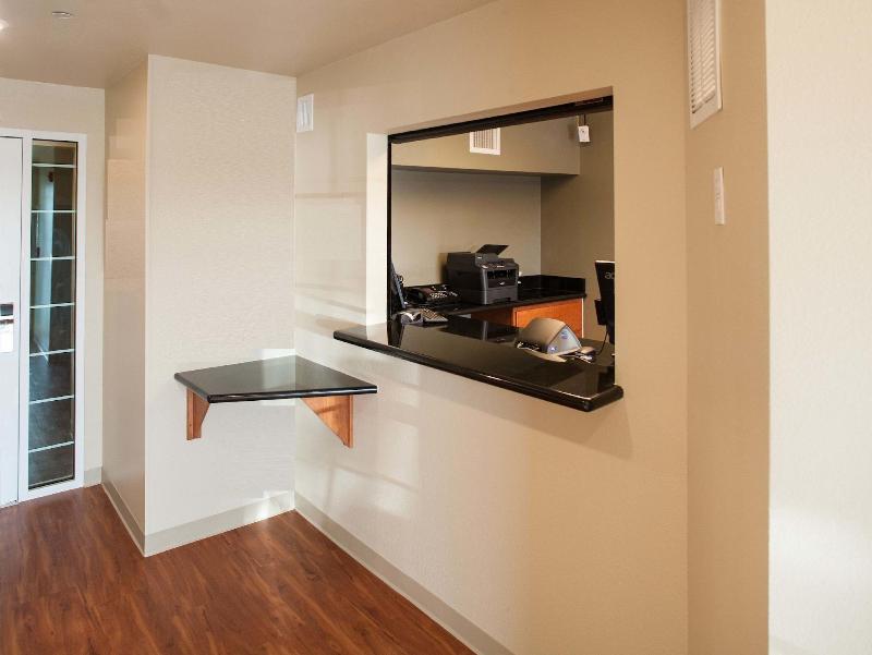Woodspring Suites Fort Worth Forest Hill - photo 10