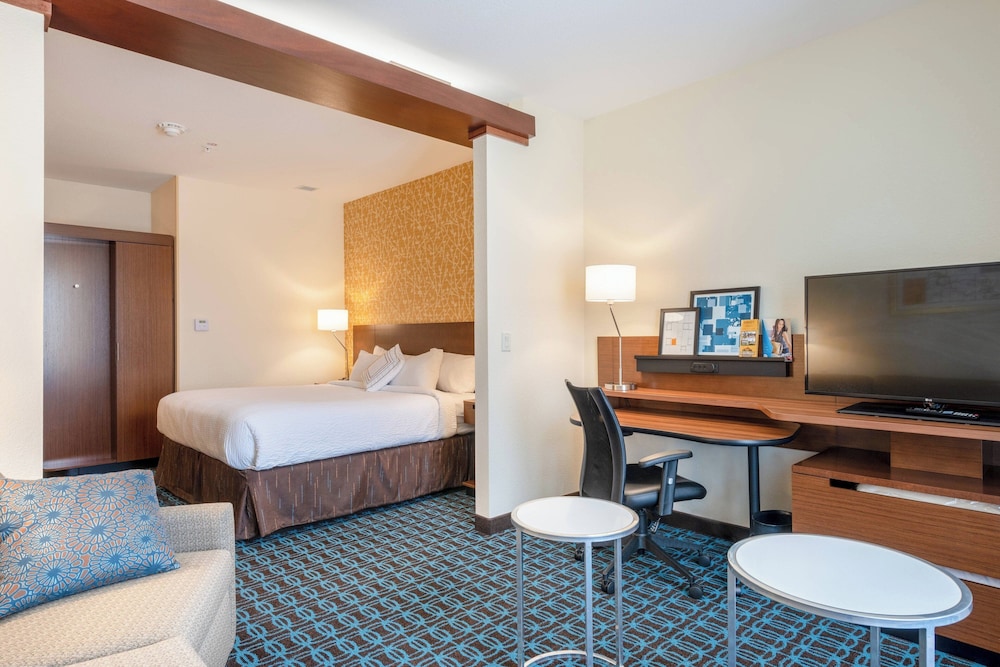 Fairfield Inn & Suites by Marriott Sidney - photo 11