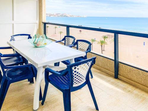 Espacio 8 Primera Línea De Playa — 4-Star Luxury Hotel in Cullera, Spain