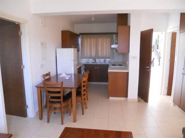 Ouloupia Apartments