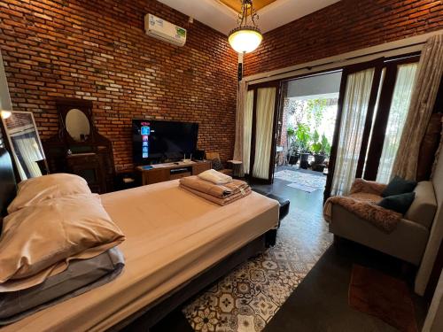 Pendopo Nilam Den Erwin - carbon neutral hotel in Jakarta