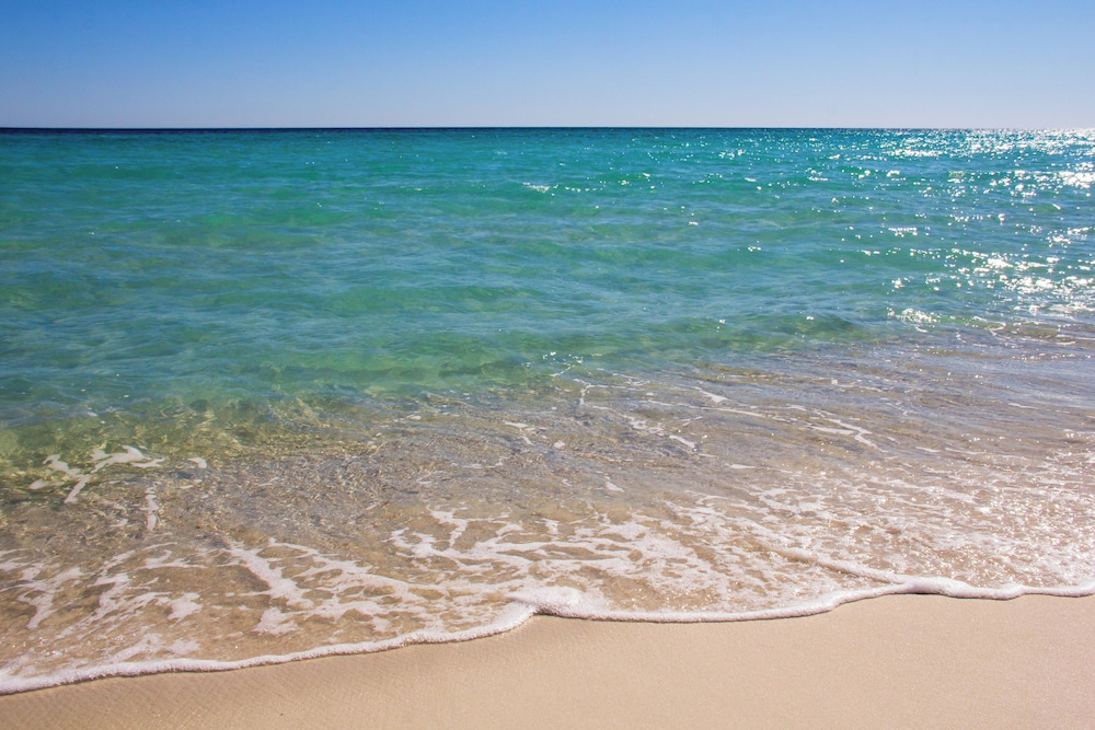 Sago by the Sea: 2 bed 2.5 bath Retreat Steps From the Beach Sleeps 7 - photo 42