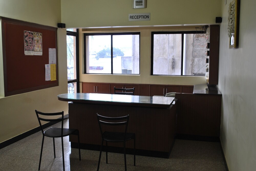 Hotel B M Shree Residency — Tiptur — photo 2