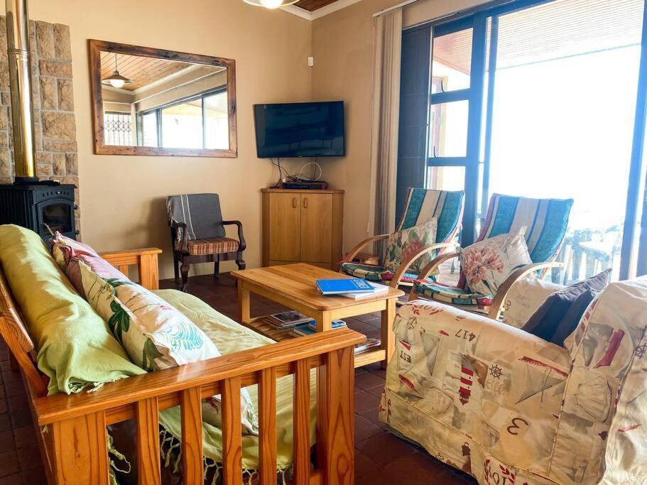 Family & pet friendly beach house Kommetjie