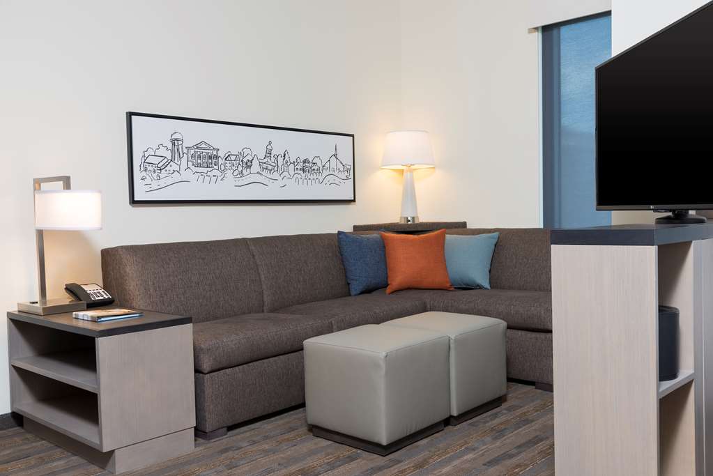 Hyatt House Austin Downtown - photo 7