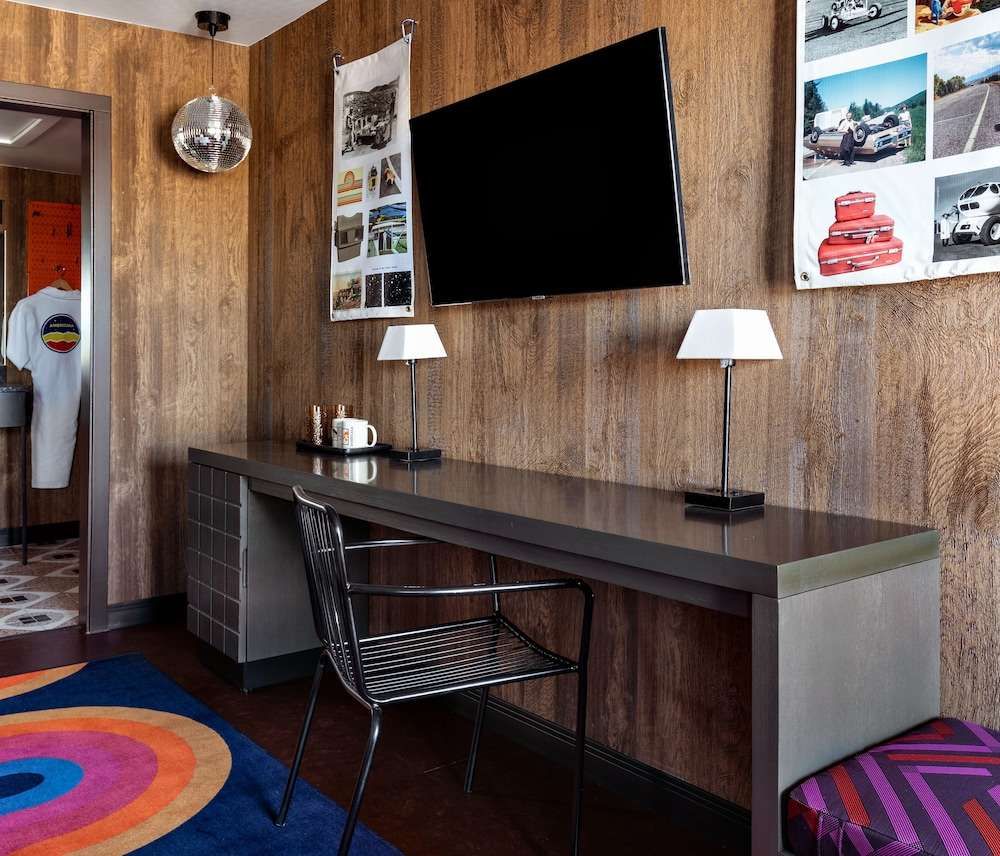 Americana Motor Hotel - photo 26