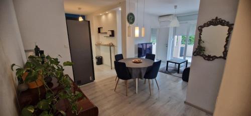 Apartman Katnić by The Beach — 4-Star Luxury Hotel in Crikvenica, Croatia